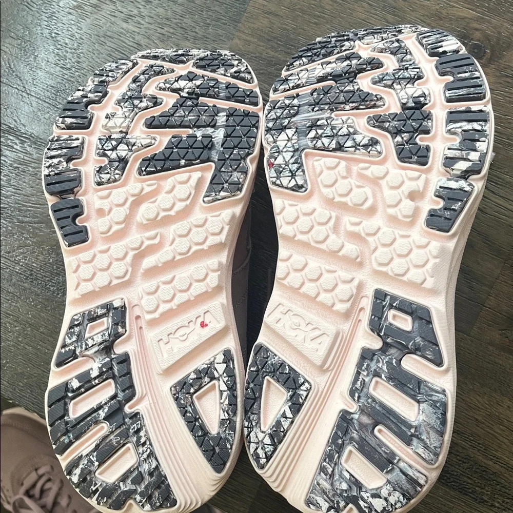 Hoka Vibrant Bloom Free People Anthropologie Collab NWOT - Picture 2 of 5